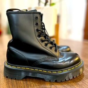 DR Martens-1460 BEX SMOOTH LEATHER LACE UP BOOTS BlackSmooth